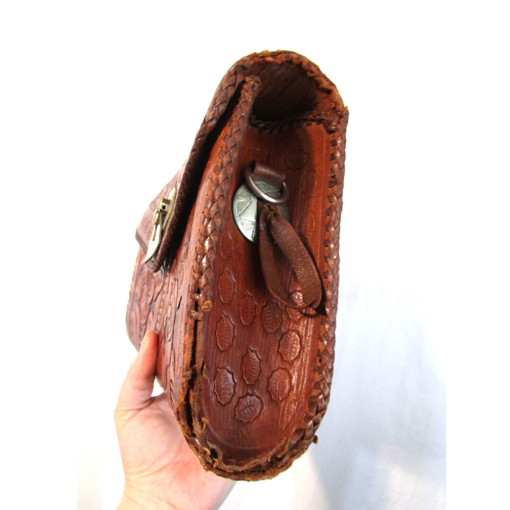 Vintage 70's Distressed Tooled Leather Clutch Purse - Picture 5 of 10